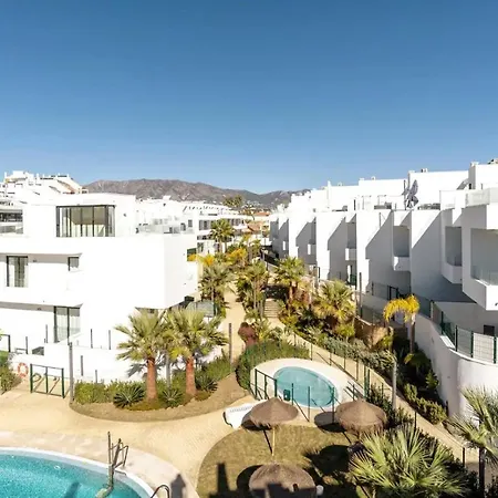 Terraced House Close Town * Fuengirola