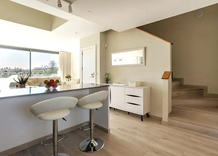 Ferienhaus Terraced House Close Town Fuengirola