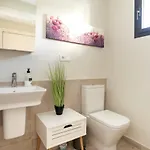 Terraced House Close Town 펜션 *
