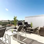 Terraced House Close Town * 푸엔히롤라