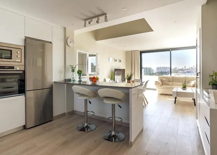 Terraced House Close Town